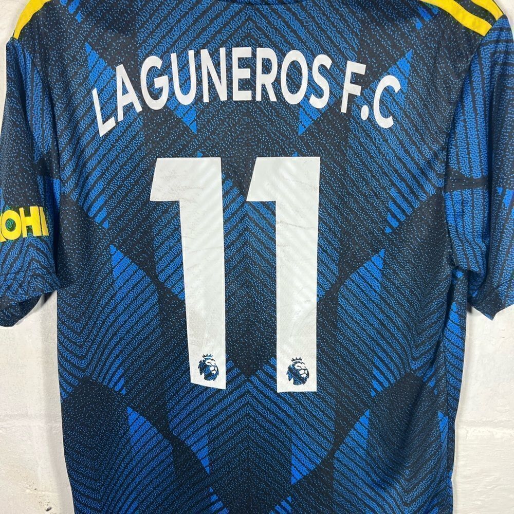 Manchester United third jersey 21/22 - Picture 6 of 8